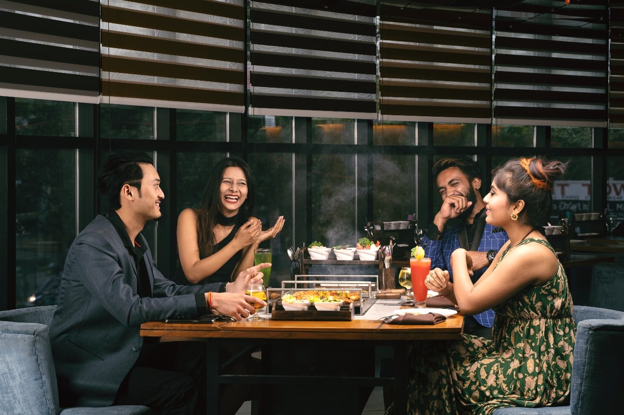B4foods international dining experience with fresh ingredients in Lucknow